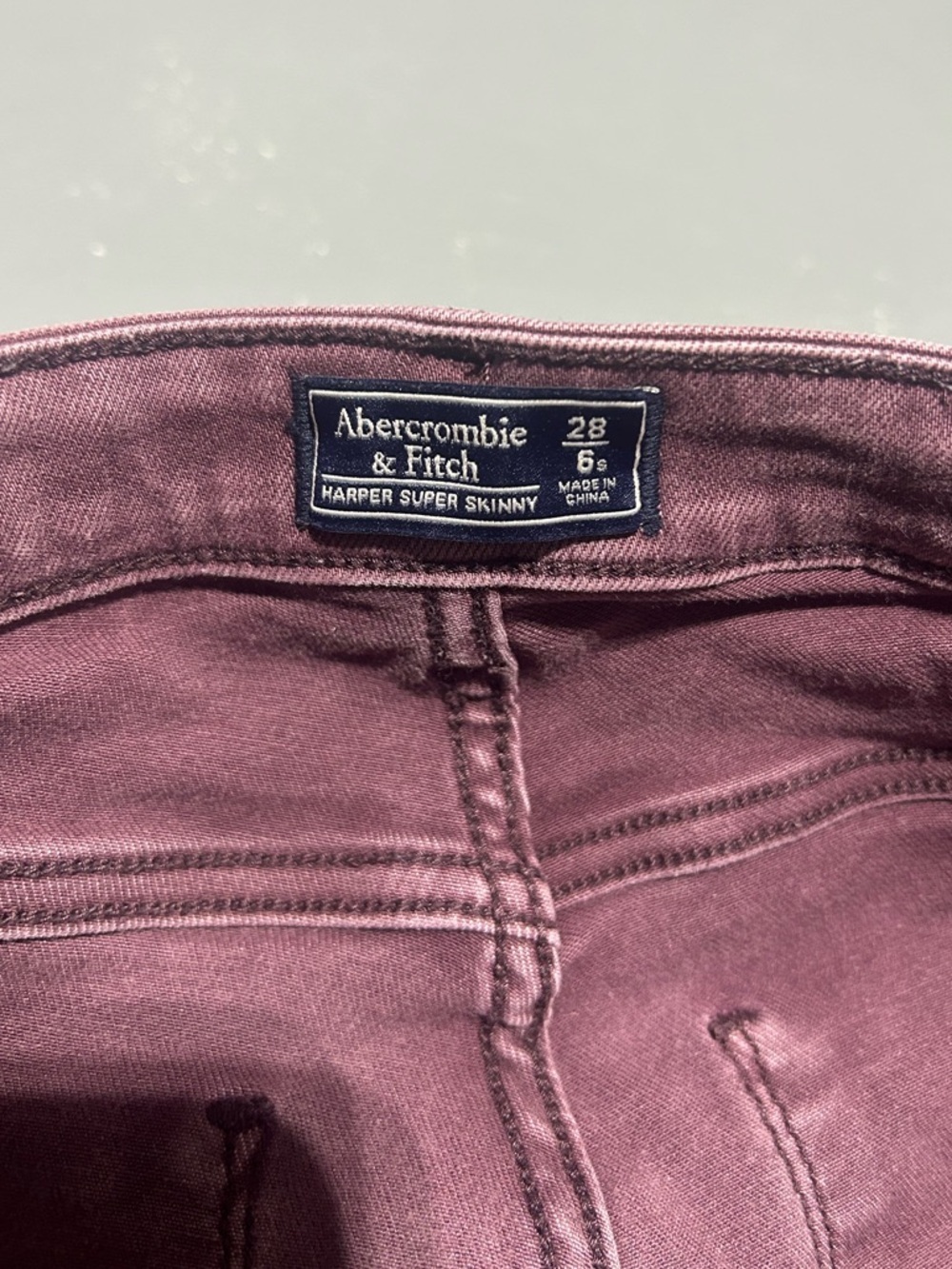 Abercrombie & Fitch Harper Super Skinny Plum / Burgundy Jeans (Women’s Size 6) - Picture 6 of 12